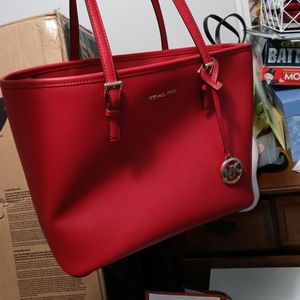 Michael Kors Red Jet set tote bag